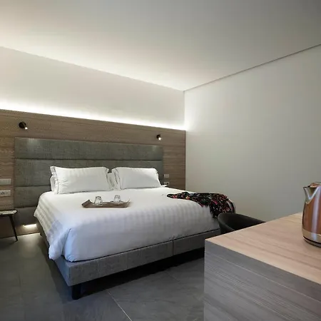 Hotel Boutique Touring 3*